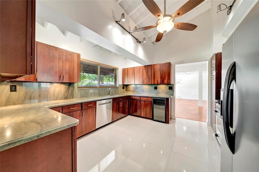 Fort Lauderdale, Florida, 33305, United States, 4 Bedrooms Bedrooms, ,4 BathroomsBathrooms,Residential,Forsale,1964547
