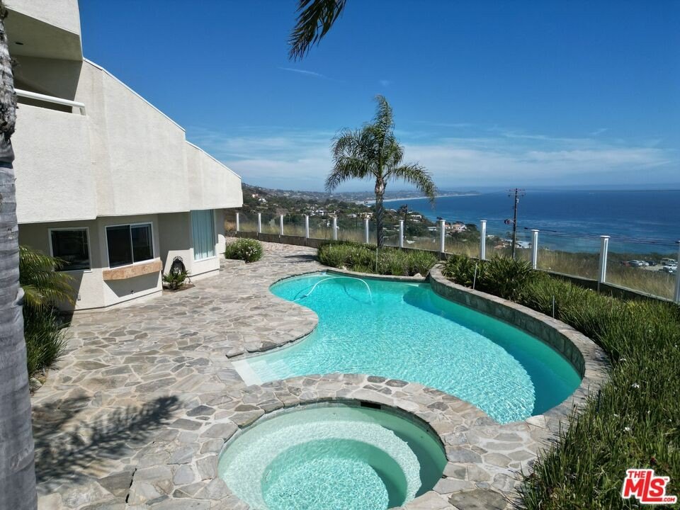 Malibu, California, 90265, United States, 4 Bedrooms Bedrooms, ,5 BathroomsBathrooms,Residential,Forsale,2001435