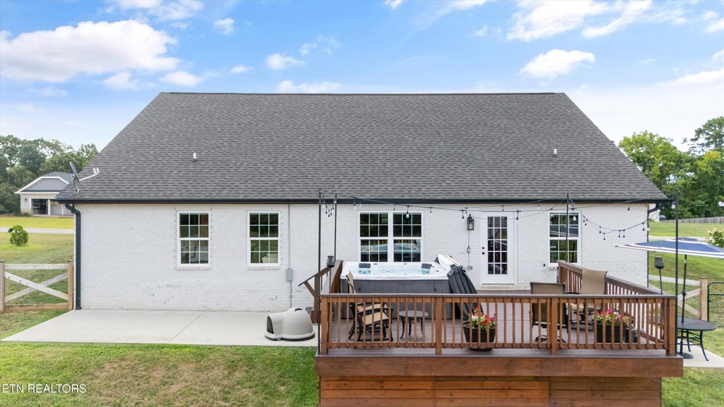 Seymour, Tennessee, 37865, United States, 3 Bedrooms Bedrooms, ,2 BathroomsBathrooms,Residential,Forsale,1942444
