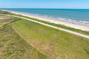 Freeport, Texas, 77541, United States, 6 Bedrooms Bedrooms, ,6.5 BathroomsBathrooms,Residential,Forsale,1954099