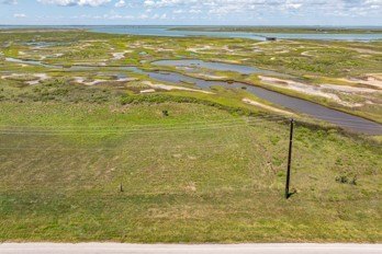 Freeport, Texas, 77541, United States, 5 Bedrooms Bedrooms, ,5.5 BathroomsBathrooms,Residential,Forsale,1954100