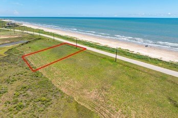 Freeport, Texas, 77541, United States, 6 Bedrooms Bedrooms, ,6.5 BathroomsBathrooms,Residential,Forsale,1954099