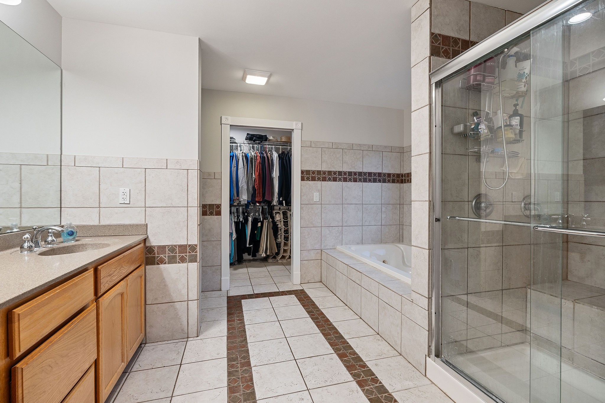 Lancaster, Tennessee, 38569, United States, 3 Bedrooms Bedrooms, ,2 BathroomsBathrooms,Residential,Forsale,1999476