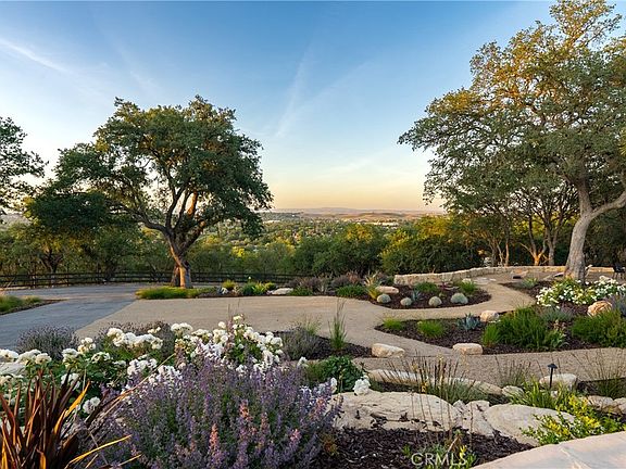 Paso Robles, California, 93446, United States, 4 Bedrooms Bedrooms, ,3 BathroomsBathrooms,Residential,Forsale,1929260