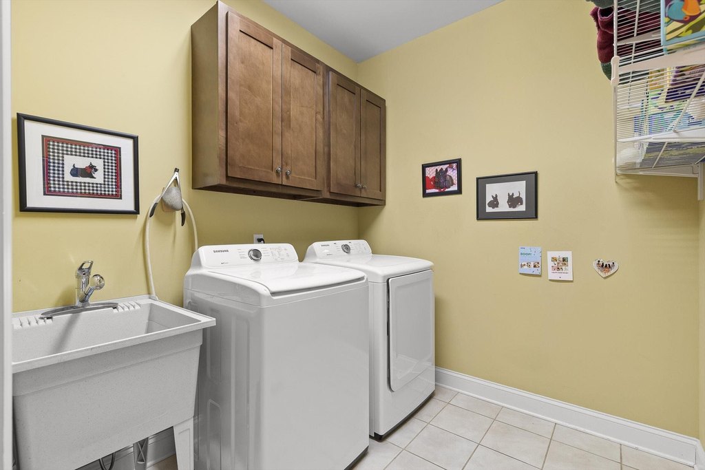 Chattanooga, Tennessee, 37421, United States, 3 Bedrooms Bedrooms, ,2 BathroomsBathrooms,Residential,Forsale,1946773