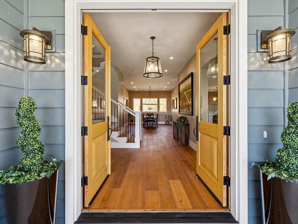 Santa Rosa, California, 95404, United States, 5 Bedrooms Bedrooms, ,5 BathroomsBathrooms,Residential,Forsale,1997665