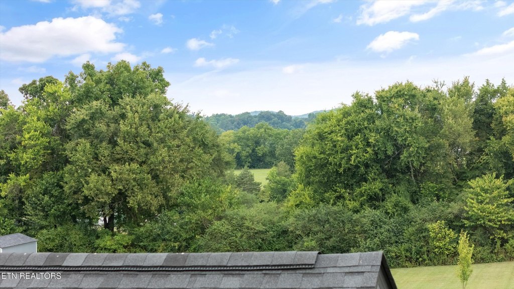 Seymour, Tennessee, 37865, United States, 3 Bedrooms Bedrooms, ,2 BathroomsBathrooms,Residential,Forsale,1942444