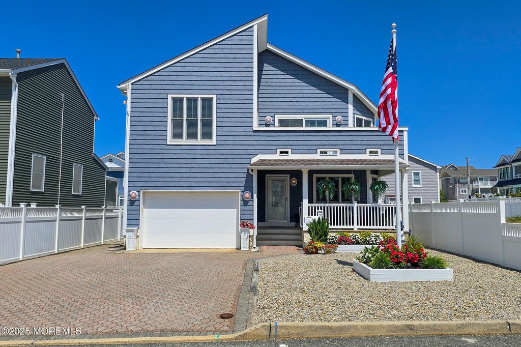 Lavallette, New Jersey, 08735, United States, 4 Bedrooms Bedrooms, ,3.5 BathroomsBathrooms,Residential,Forsale,1936814