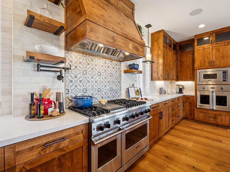 Santa Rosa, California, 95404, United States, 5 Bedrooms Bedrooms, ,5 BathroomsBathrooms,Residential,Forsale,1997665