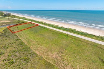 Freeport, Texas, 77541, United States, 5 Bedrooms Bedrooms, ,5.5 BathroomsBathrooms,Residential,Forsale,1954100