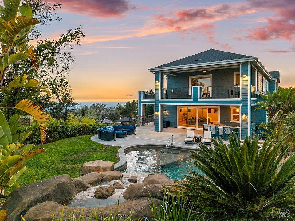 Santa Rosa, California, 95404, United States, 5 Bedrooms Bedrooms, ,5 BathroomsBathrooms,Residential,Forsale,1997665