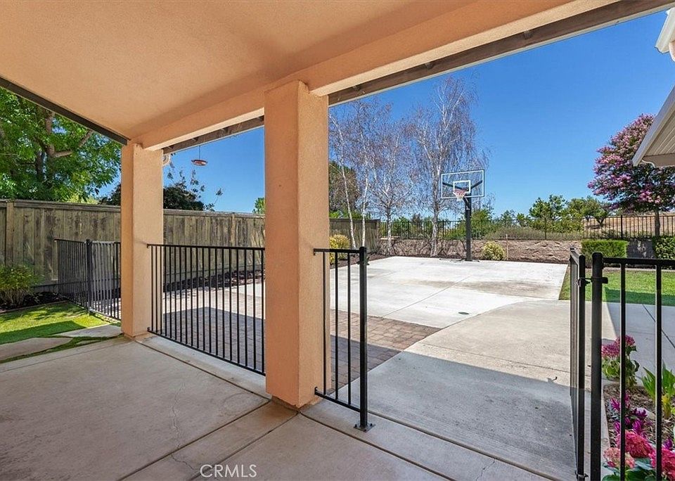 Paso Robles, California, 93446, United States, 4 Bedrooms Bedrooms, ,3 BathroomsBathrooms,Residential,Forsale,2004073