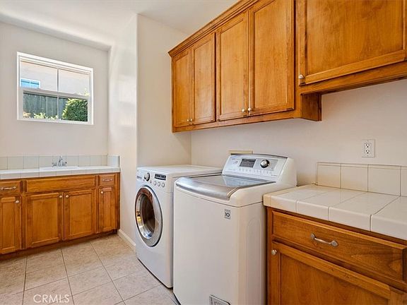 Paso Robles, California, 93446, United States, 4 Bedrooms Bedrooms, ,3 BathroomsBathrooms,Residential,Forsale,2004073