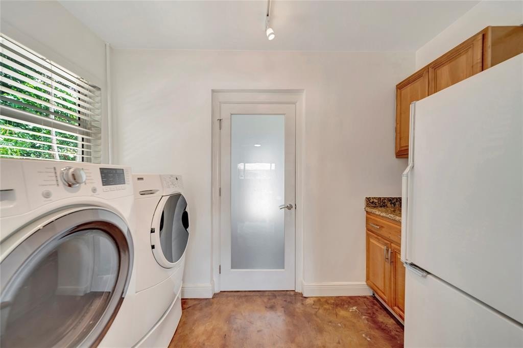 Fort Lauderdale, Florida, 33305, United States, 4 Bedrooms Bedrooms, ,4 BathroomsBathrooms,Residential,Forsale,1964547