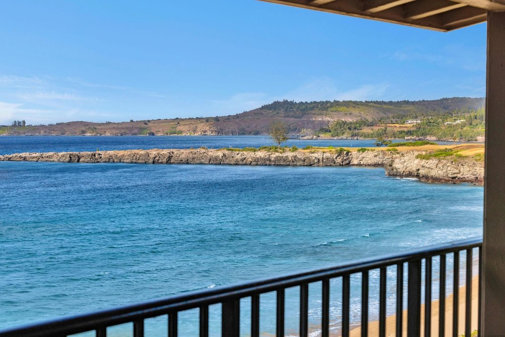 Lahaina, Hawaii, 96761, United States, 1 Bedroom Bedrooms, ,1.5 BathroomsBathrooms,Residential,Forsale,1990123