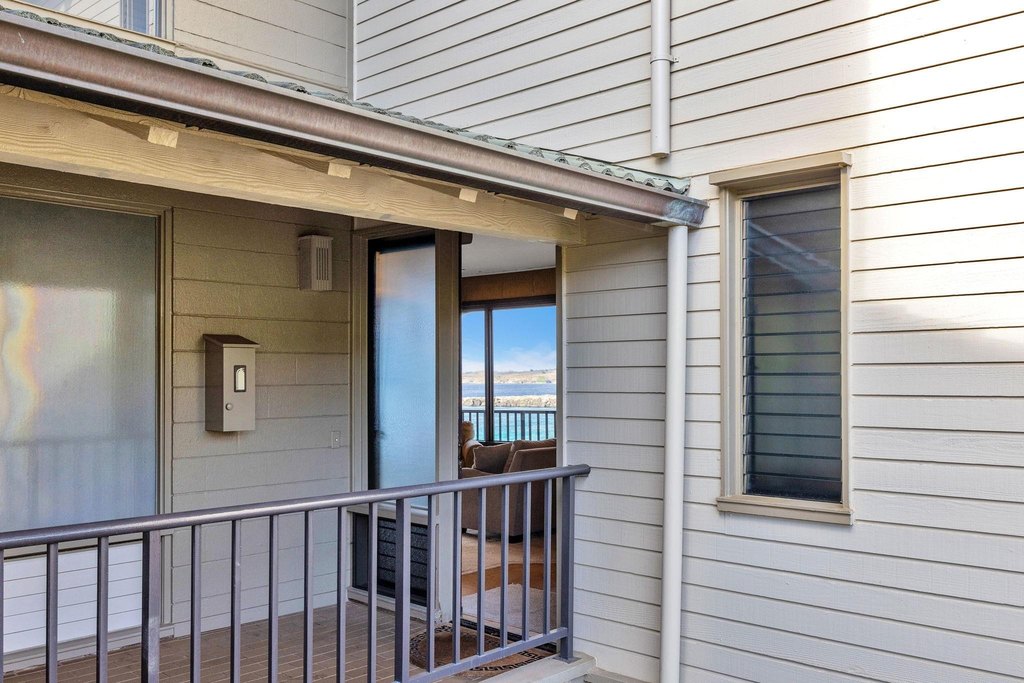 Lahaina, Hawaii, 96761, United States, 1 Bedroom Bedrooms, ,1.5 BathroomsBathrooms,Residential,Forsale,1990123