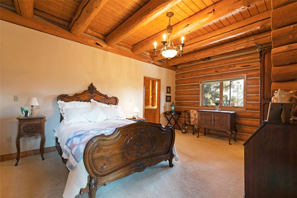 Philipsburg, Montana, 59858, United States, 3 Bedrooms Bedrooms, ,3.5 BathroomsBathrooms,Residential,Forsale,1986967