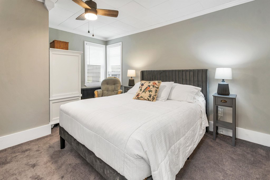 Thornton, New Hampshire, 03285, United States, 3 Bedrooms Bedrooms, ,2.5 BathroomsBathrooms,Residential,Forsale,1952885