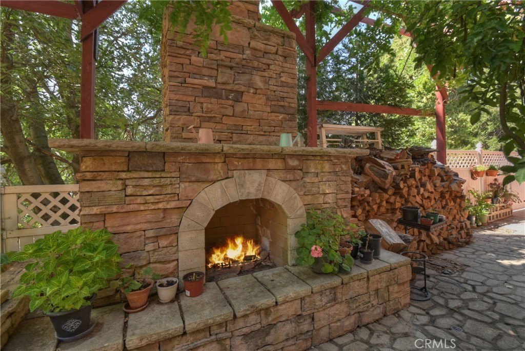 Crestline, California, 92325, United States, 5 Bedrooms Bedrooms, ,4.5 BathroomsBathrooms,Residential,Forsale,1934029