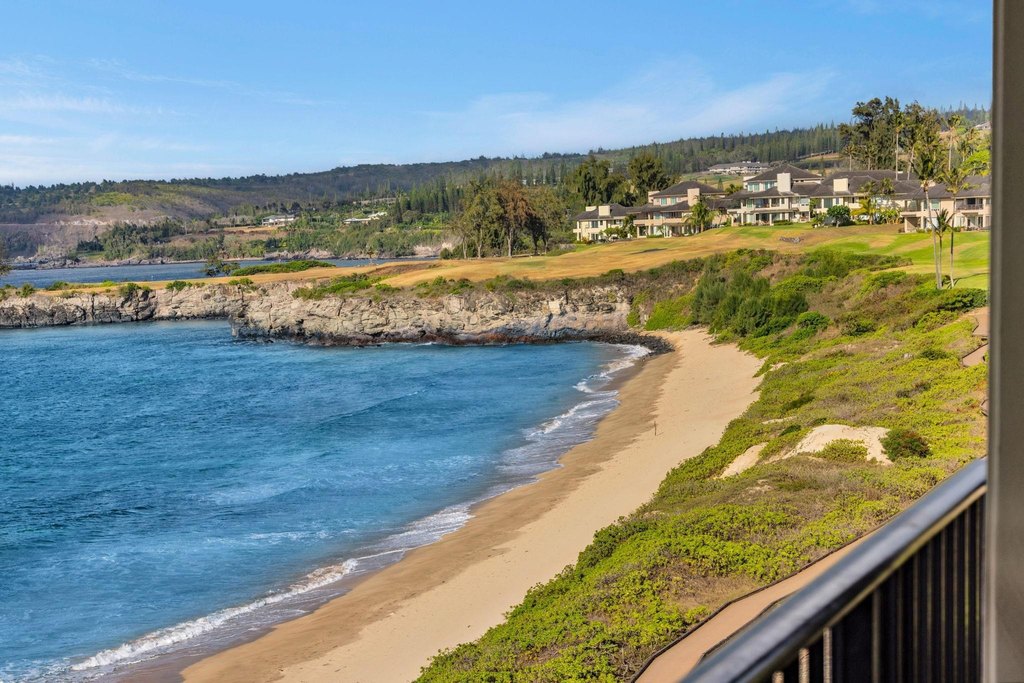 Lahaina, Hawaii, 96761, United States, 1 Bedroom Bedrooms, ,1.5 BathroomsBathrooms,Residential,Forsale,1990123