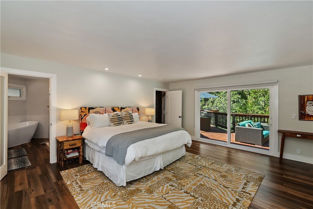 Lake Arrowhead, California, 92352, United States, 3 Bedrooms Bedrooms, ,2.5 BathroomsBathrooms,Residential,Forsale,1953307