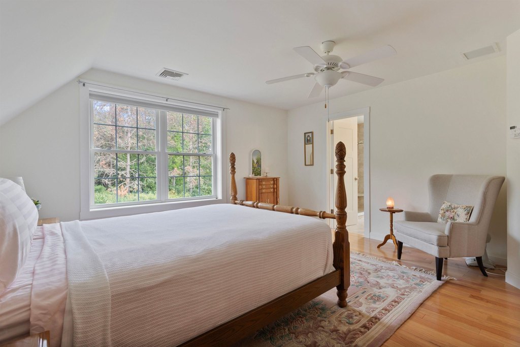North Hampton, New Hampshire, 03862, United States, 3 Bedrooms Bedrooms, ,2.5 BathroomsBathrooms,Residential,Forsale,1952899
