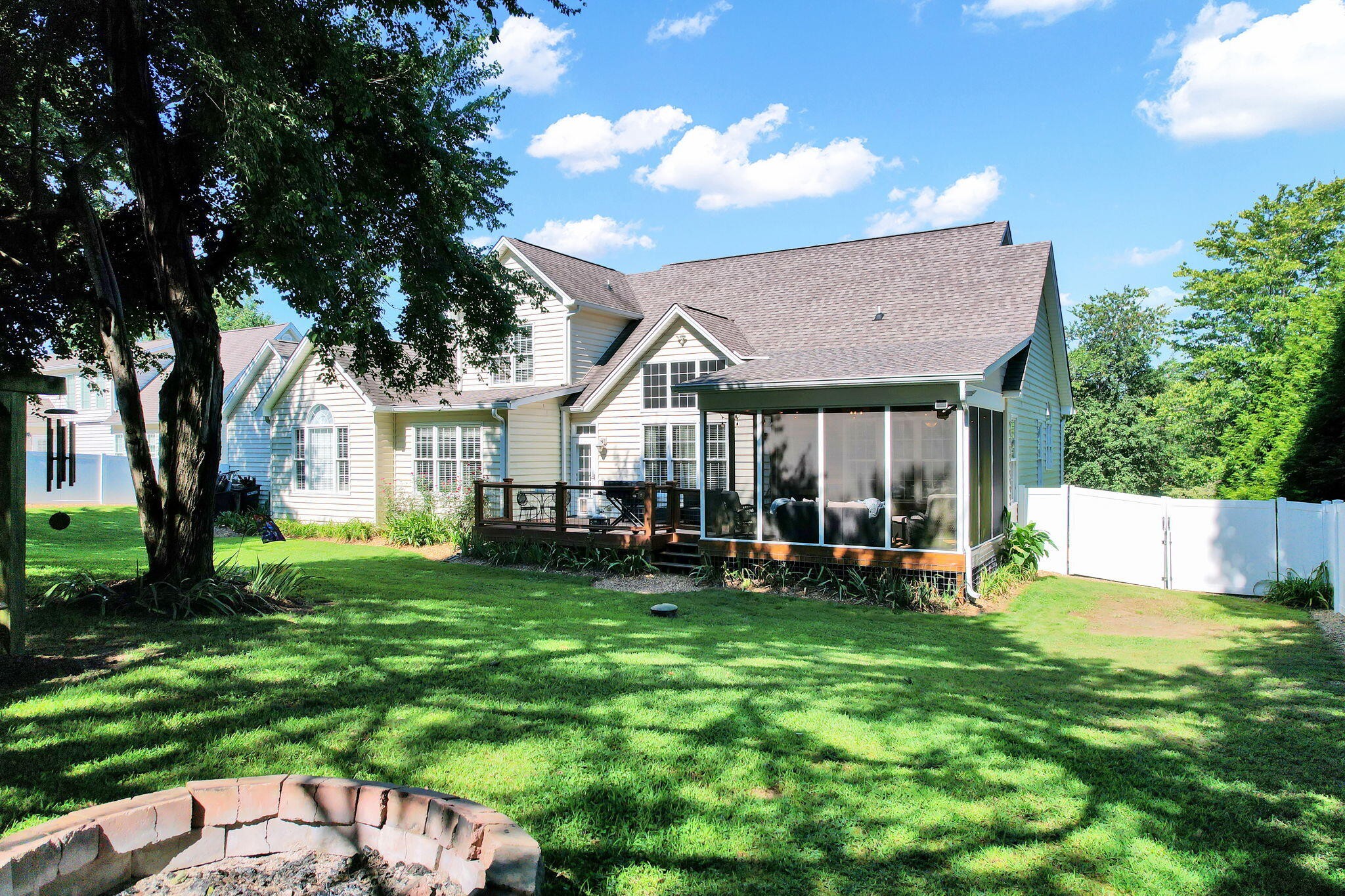 Cleveland, Tennessee, 37323, United States, 4 Bedrooms Bedrooms, ,3.5 BathroomsBathrooms,Residential,Forsale,2004692