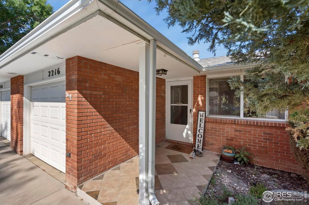 Loveland, Colorado, 80538, United States, 4 Bedrooms Bedrooms, ,3 BathroomsBathrooms,Residential,Forsale,1946711