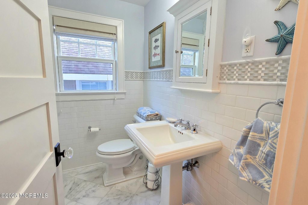 Lavallette, New Jersey, 08735, United States, 5 Bedrooms Bedrooms, ,3 BathroomsBathrooms,Residential,Forsale,1936816