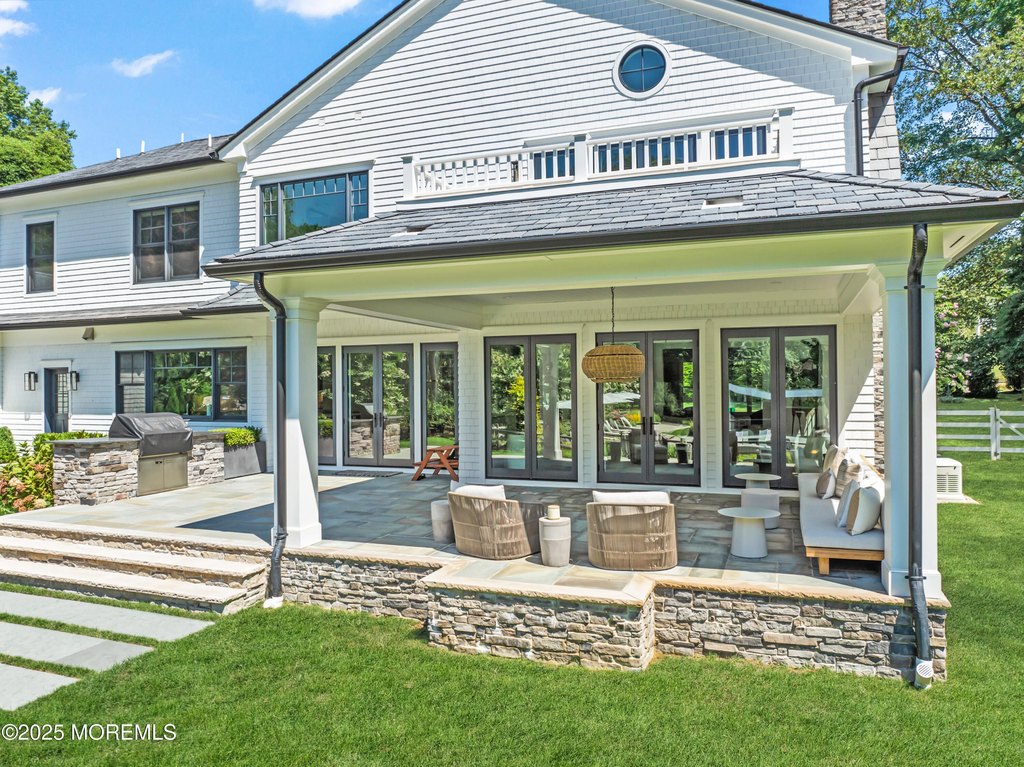 Rumson, New Jersey, 07760, United States, 6 Bedrooms Bedrooms, ,8.5 BathroomsBathrooms,Residential,Forsale,1936806