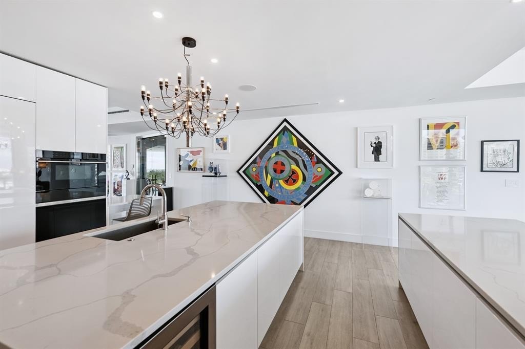 Fort Lauderdale, Florida, 33304, United States, 3 Bedrooms Bedrooms, ,3.5 BathroomsBathrooms,Residential,Forsale,1951902