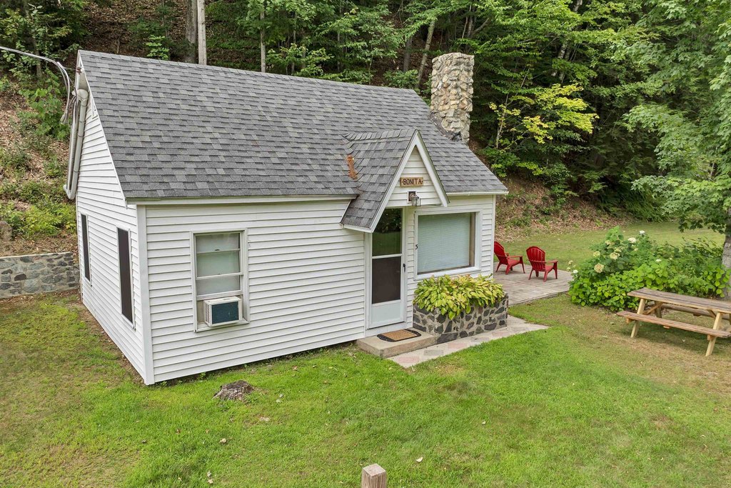 Thornton, New Hampshire, 03285, United States, 3 Bedrooms Bedrooms, ,2.5 BathroomsBathrooms,Residential,Forsale,1952885