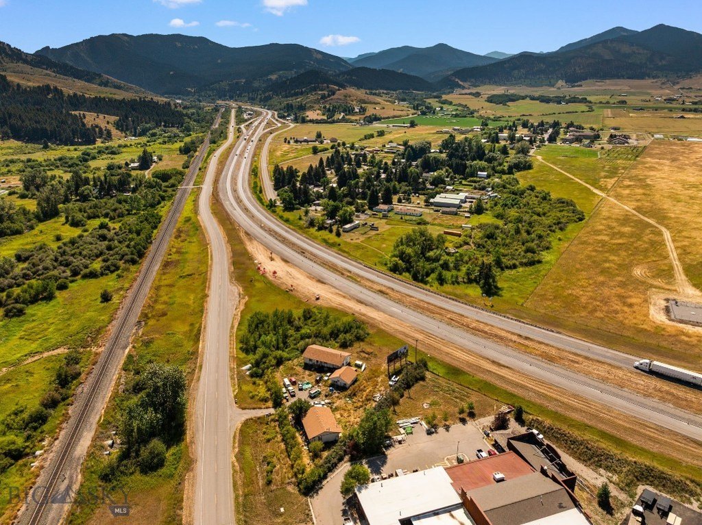 Bozeman, Montana, 59715, United States, 2 Bedrooms Bedrooms, ,1 BathroomBathrooms,Residential,Forsale,1986981