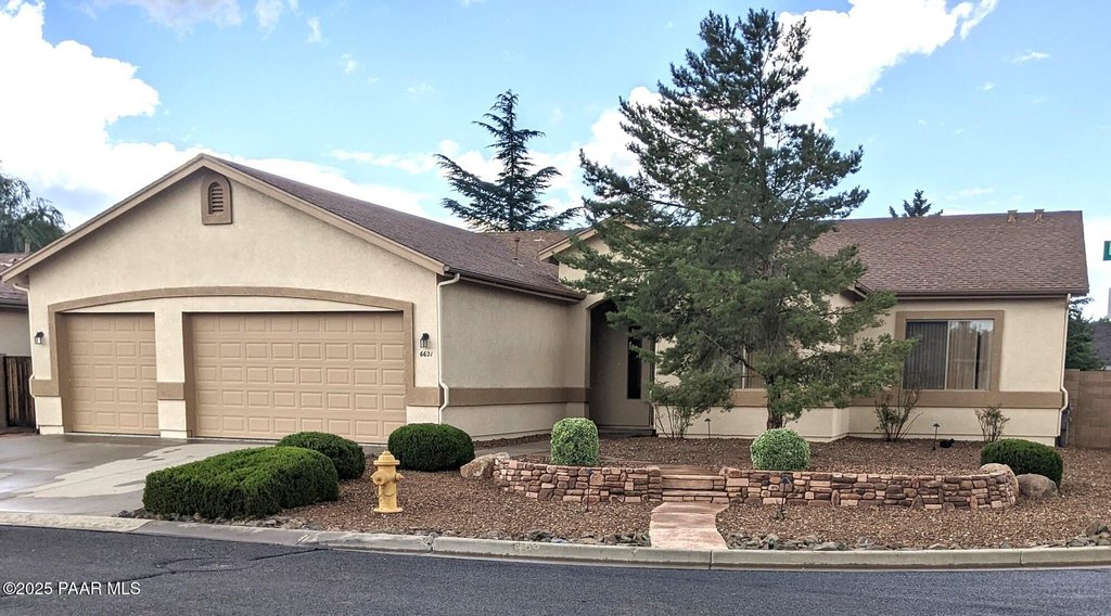 Prescott Valley, Arizona, 86314, United States, 3 Bedrooms Bedrooms, ,2 BathroomsBathrooms,Residential,Forsale,1968223