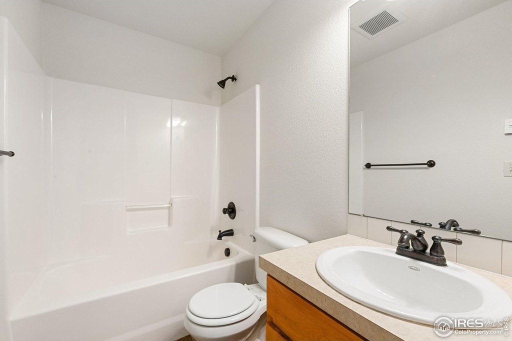 Fort Collins, Colorado, 80524, United States, 4 Bedrooms Bedrooms, ,3 BathroomsBathrooms,Residential,Forsale,1963501