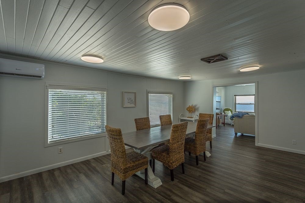 Carrabelle, Florida, 32322, United States, 4 Bedrooms Bedrooms, ,2 BathroomsBathrooms,Residential,Forsale,1926818