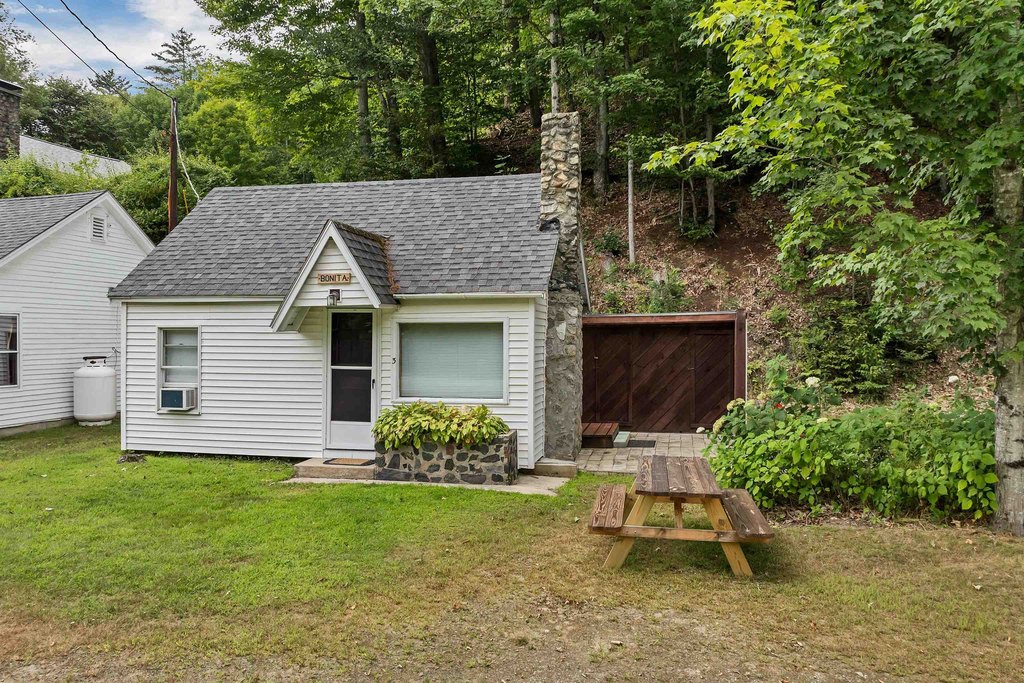 Thornton, New Hampshire, 03285, United States, 3 Bedrooms Bedrooms, ,2.5 BathroomsBathrooms,Residential,Forsale,1952885