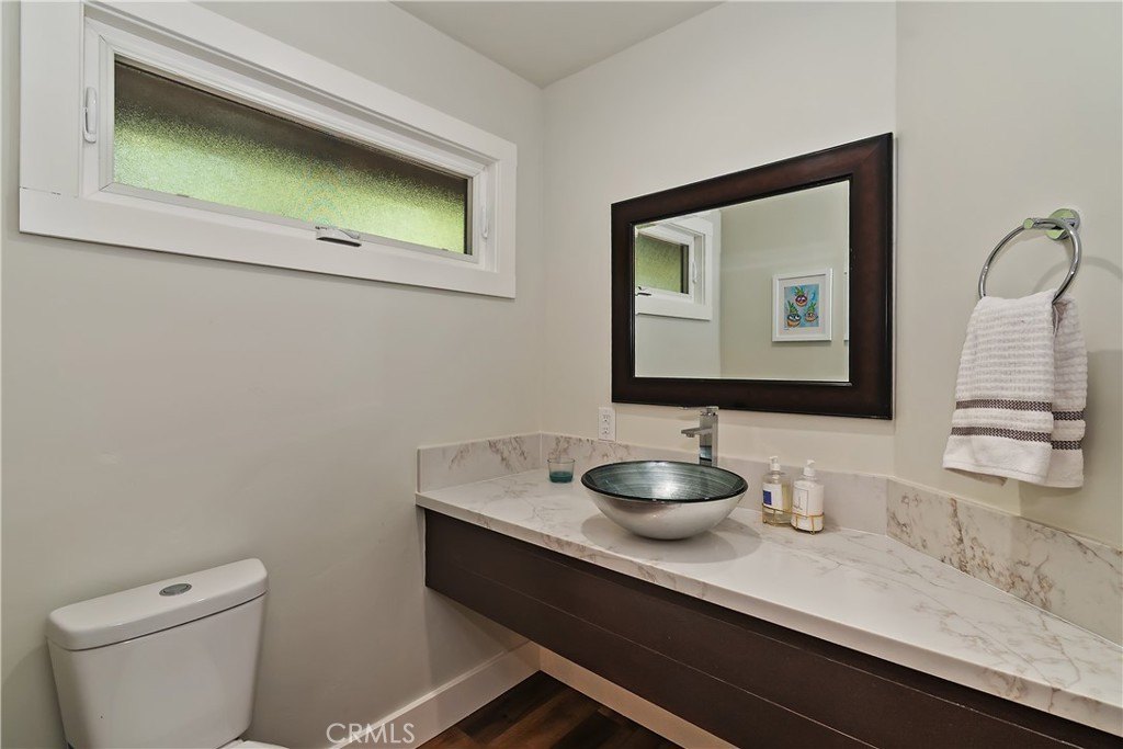 Lake Arrowhead, California, 92352, United States, 3 Bedrooms Bedrooms, ,2.5 BathroomsBathrooms,Residential,Forsale,1953307
