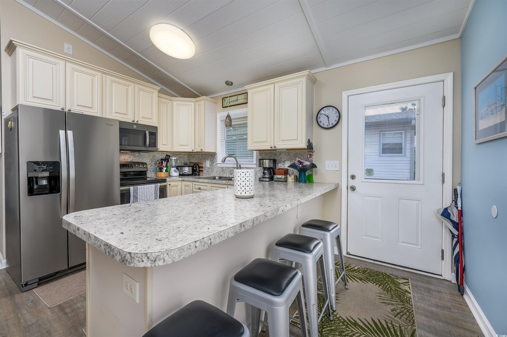 North Myrtle Beach, South Carolina, 29582, United States, 2 Bedrooms Bedrooms, ,2 BathroomsBathrooms,Residential,Forsale,1946102