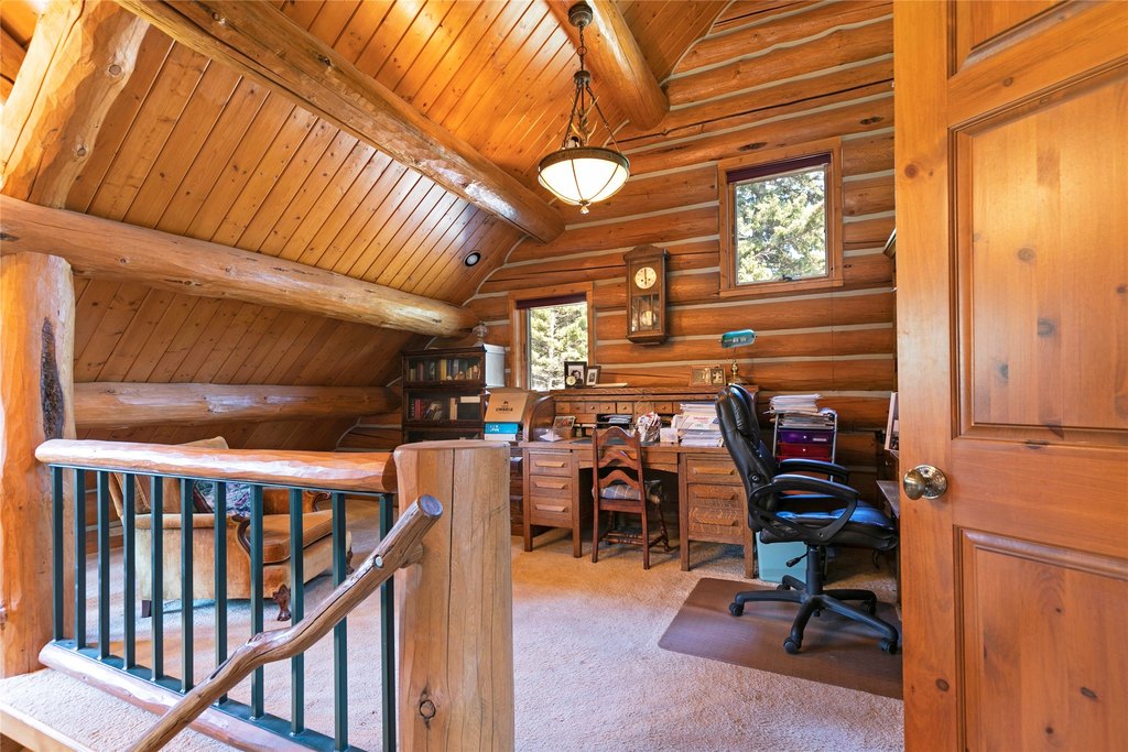 Philipsburg, Montana, 59858, United States, 3 Bedrooms Bedrooms, ,3.5 BathroomsBathrooms,Residential,Forsale,1986967