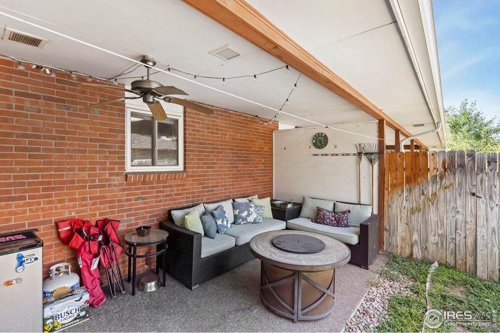 Loveland, Colorado, 80538, United States, 4 Bedrooms Bedrooms, ,3 BathroomsBathrooms,Residential,Forsale,1946711