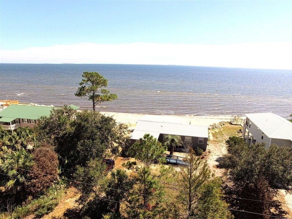 Carrabelle, Florida, 32322, United States, 4 Bedrooms Bedrooms, ,2 BathroomsBathrooms,Residential,Forsale,1926818