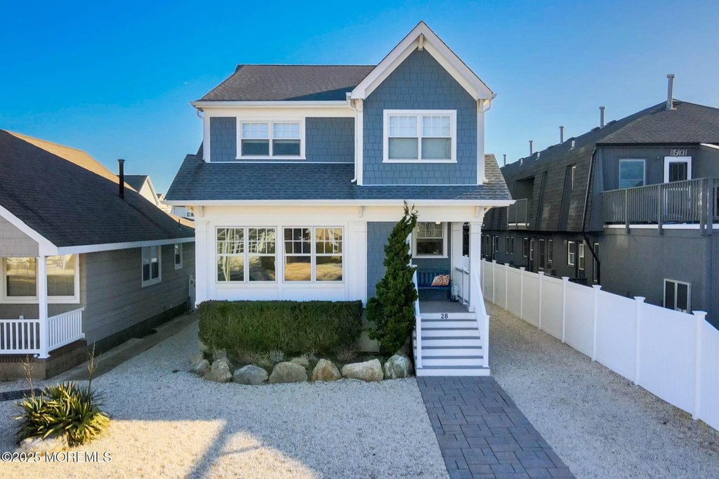 Lavallette, New Jersey, 08735, United States, 5 Bedrooms Bedrooms, ,3 BathroomsBathrooms,Residential,Forsale,1936816