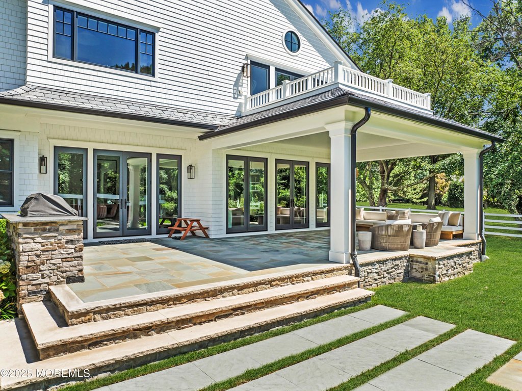 Rumson, New Jersey, 07760, United States, 6 Bedrooms Bedrooms, ,8.5 BathroomsBathrooms,Residential,Forsale,1936806