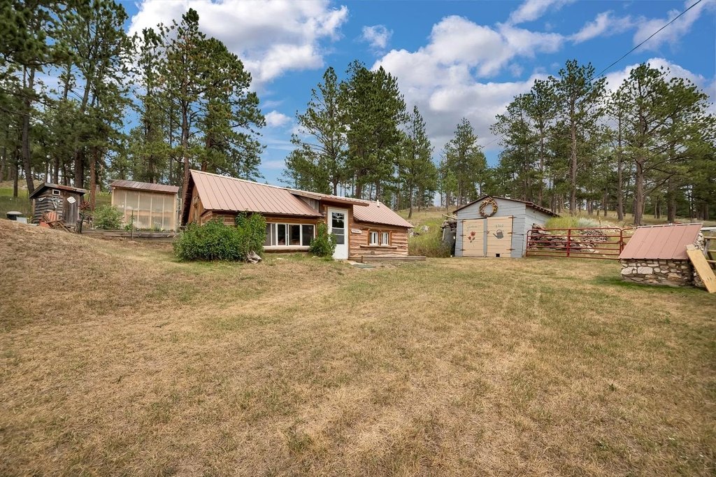 Custer, South Dakota, 57730, United States, 3 Bedrooms Bedrooms, ,2 BathroomsBathrooms,Residential,Forsale,1946253