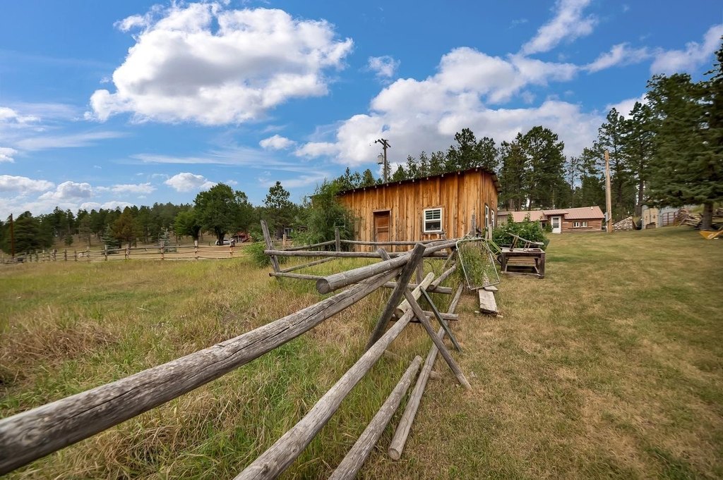 Custer, South Dakota, 57730, United States, 3 Bedrooms Bedrooms, ,2 BathroomsBathrooms,Residential,Forsale,1946253