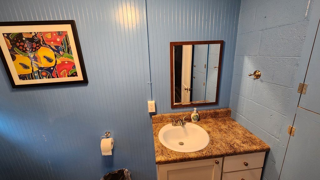 Carrabelle, Florida, 32322, United States, 2 Bedrooms Bedrooms, ,2 BathroomsBathrooms,Residential,Forsale,1968318