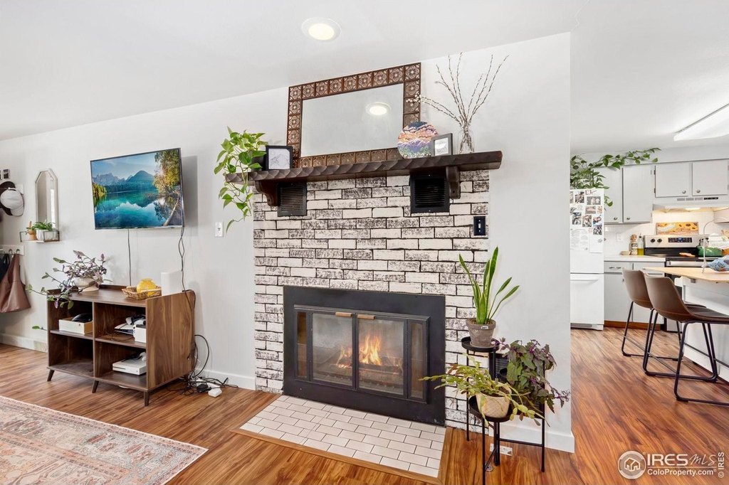 Loveland, Colorado, 80538, United States, 4 Bedrooms Bedrooms, ,3 BathroomsBathrooms,Residential,Forsale,1946711