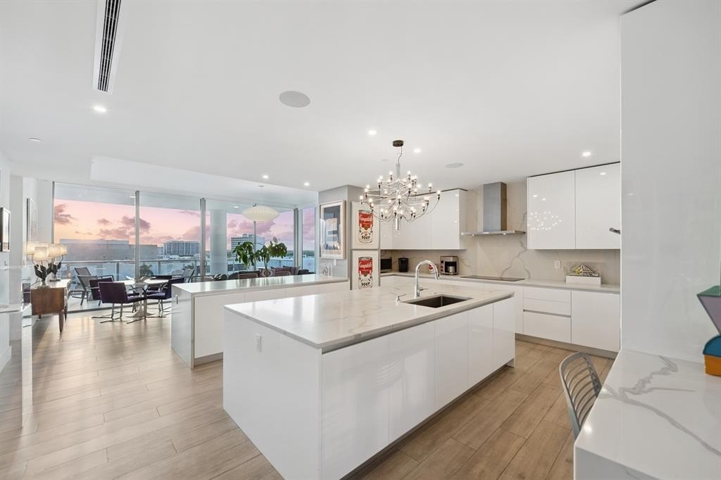 Fort Lauderdale, Florida, 33304, United States, 3 Bedrooms Bedrooms, ,3.5 BathroomsBathrooms,Residential,Forsale,1951902