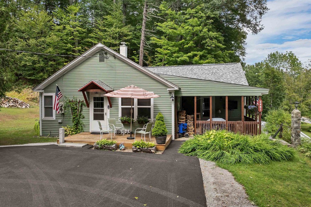 Thornton, New Hampshire, 03285, United States, 3 Bedrooms Bedrooms, ,2.5 BathroomsBathrooms,Residential,Forsale,1952885